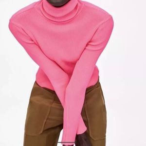 ZARA KNIT RIBBED NEON PINK TURTLENECK
